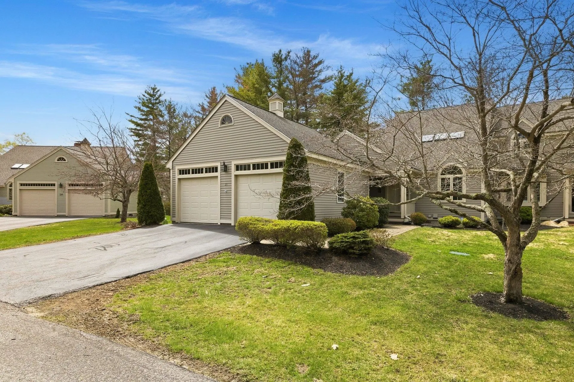 25 Peninsula Drive Stratham NH 03885