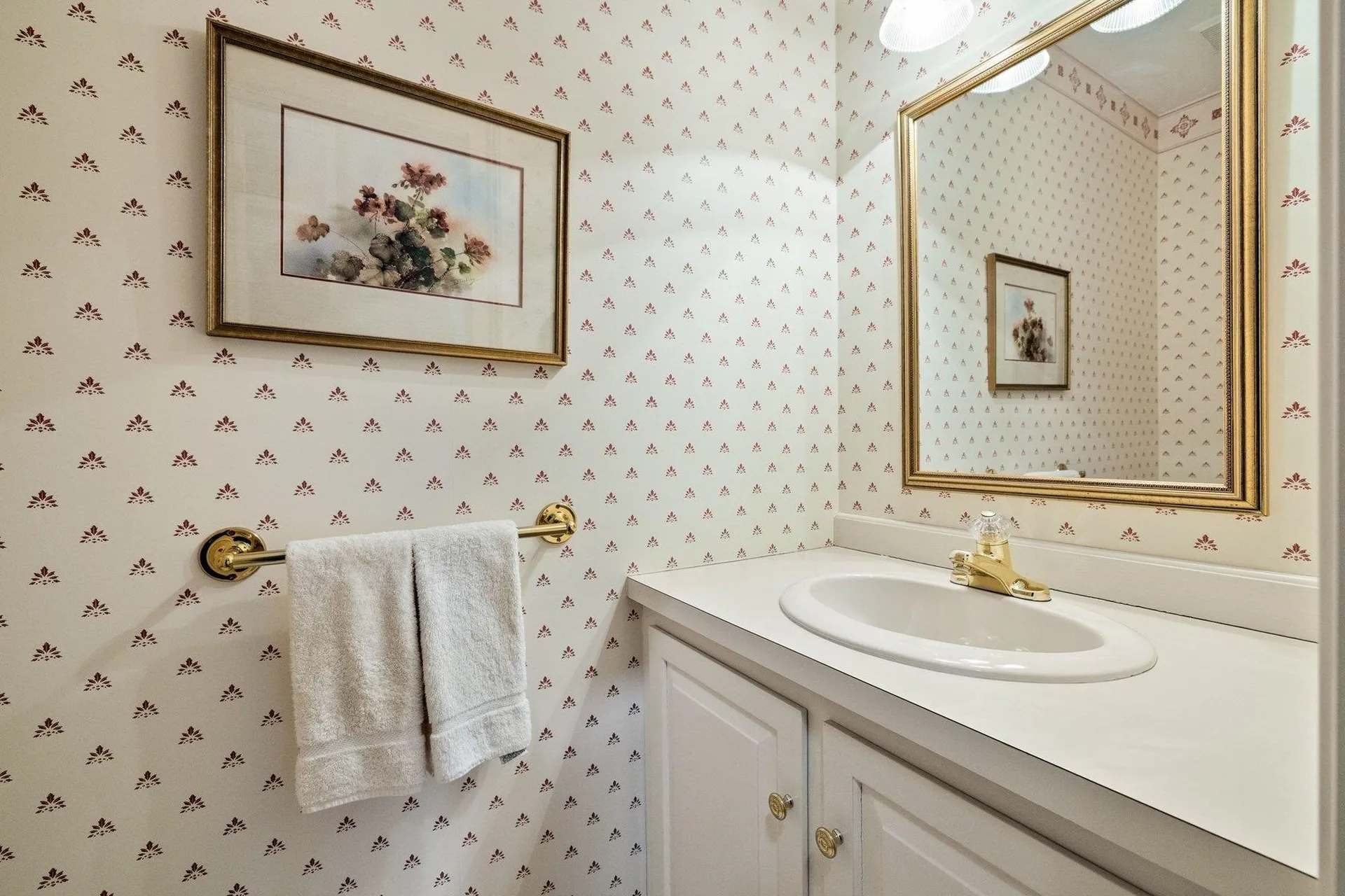 25 Peninsula Drive Stratham NH 03885