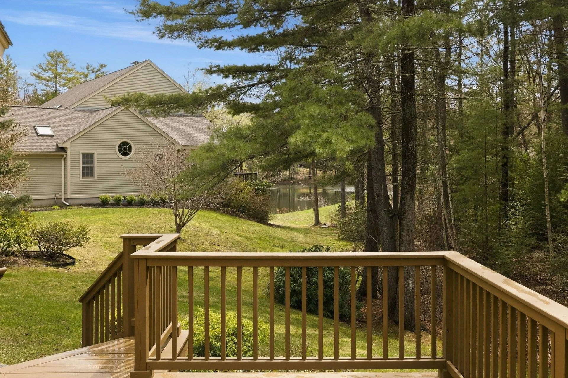 25 Peninsula Drive Stratham NH 03885