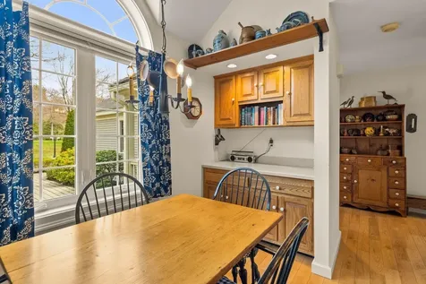 25 Peninsula Drive Stratham NH 03885