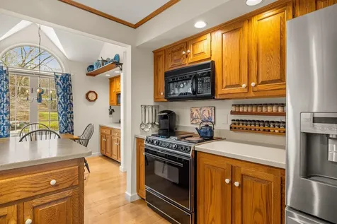 25 Peninsula Drive Stratham NH 03885