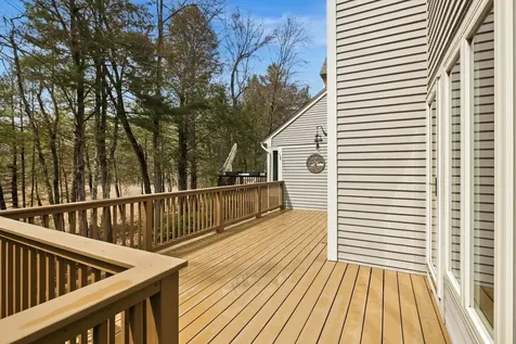 25 Peninsula Drive Stratham NH 03885