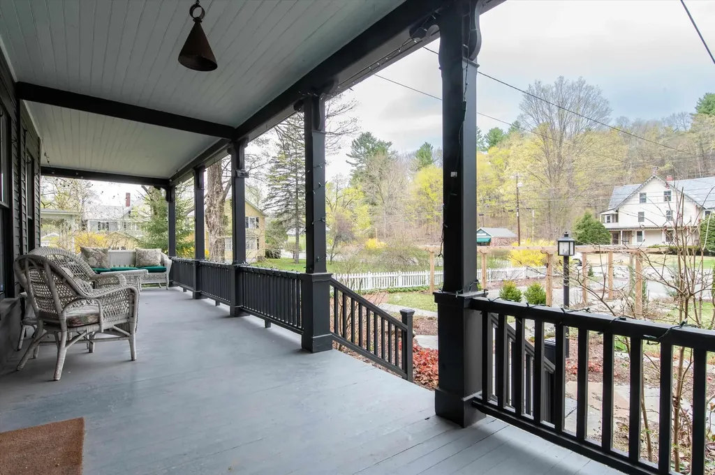 192 Western Avenue Brattleboro VT 05301