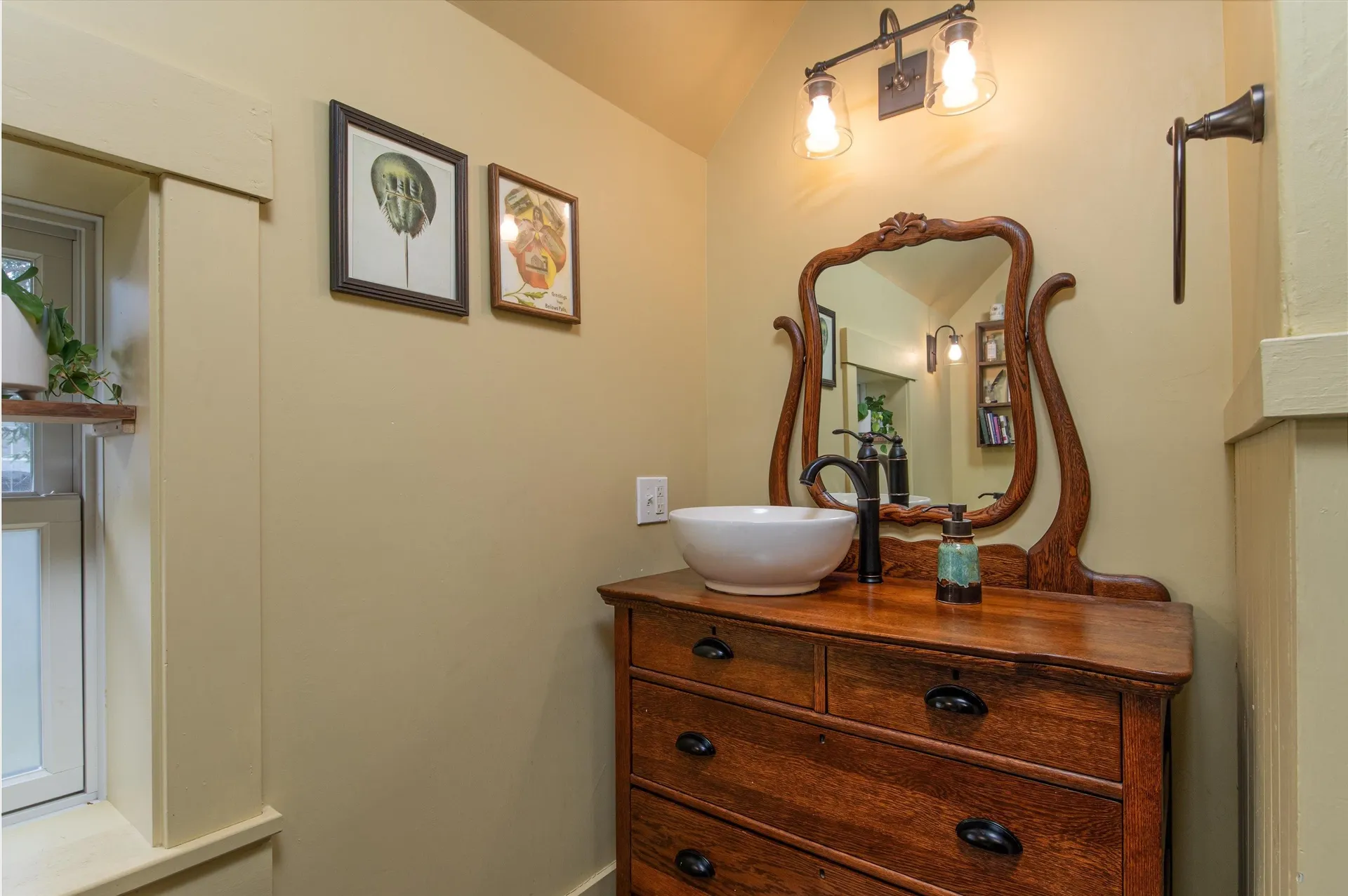 192 Western Avenue Brattleboro VT 05301