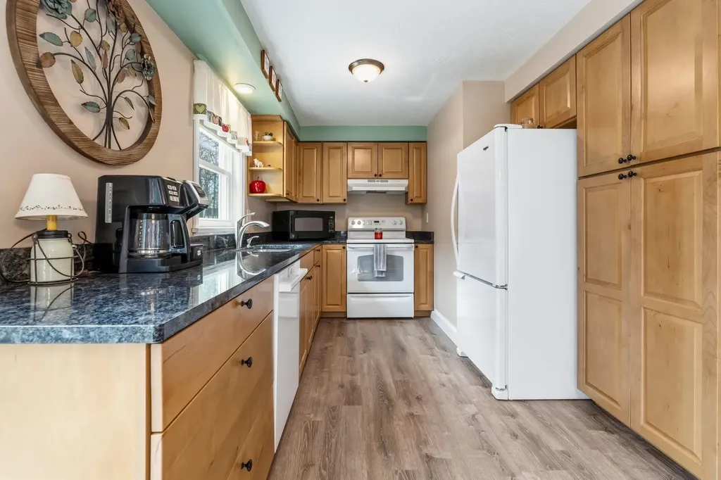 158 Tina Drive Pembroke NH 03275