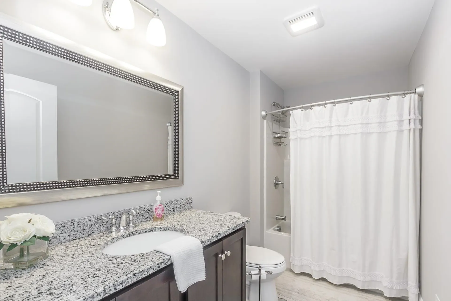 2 Del Ray Drive Windham NH 03087