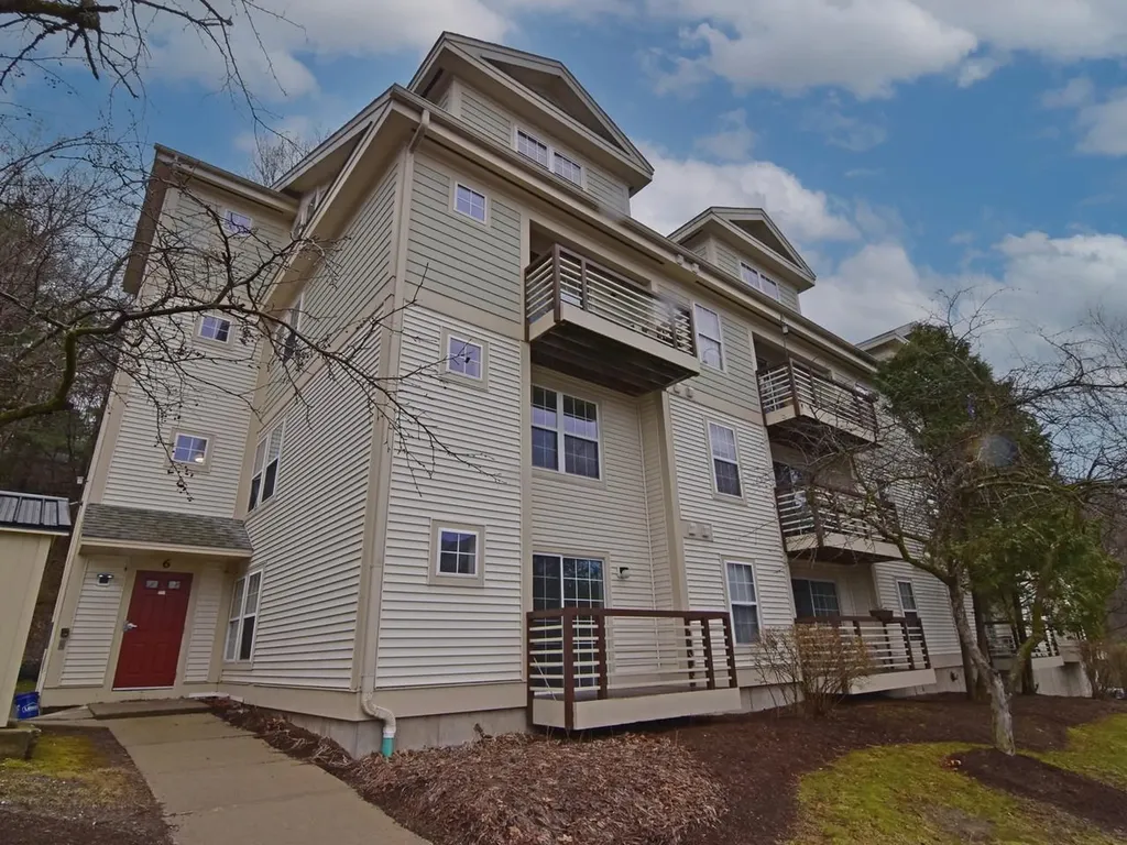 243 Hildred Drive Burlington VT 05401
