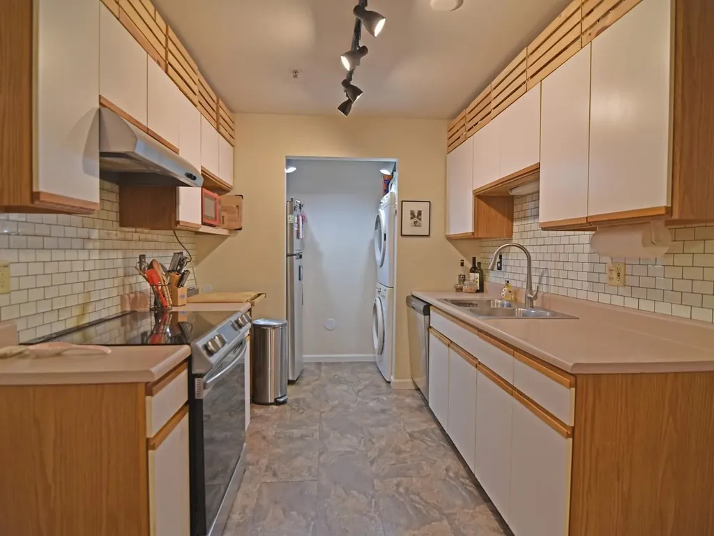 243 Hildred Drive Burlington VT 05401