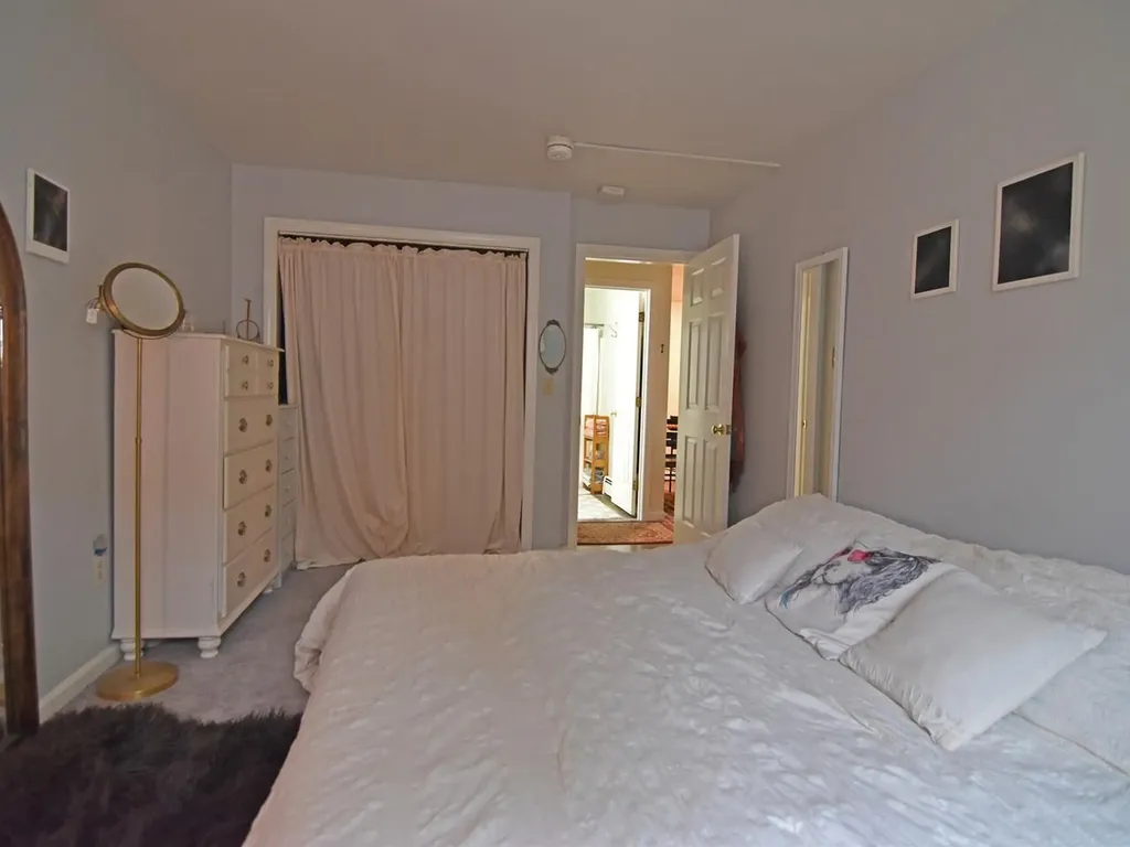 243 Hildred Drive Burlington VT 05401