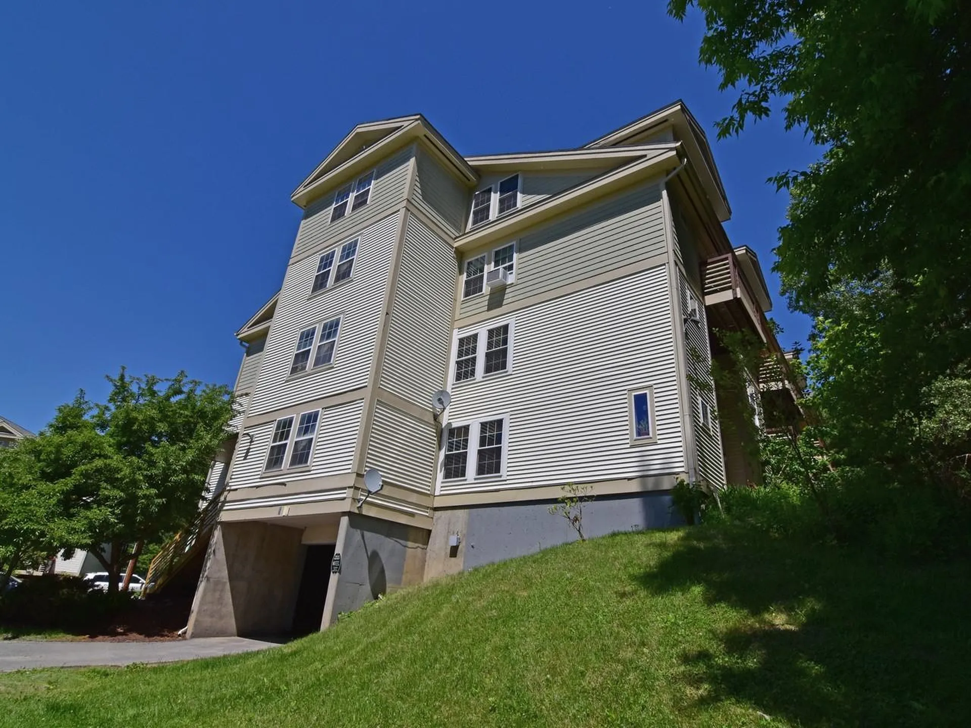 243 Hildred Drive Burlington VT 05401
