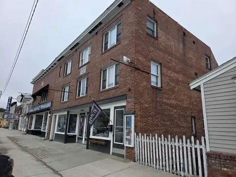 96 Main Street Lancaster NH 03584