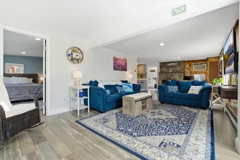 35 Lake Road Epsom NH 03234
