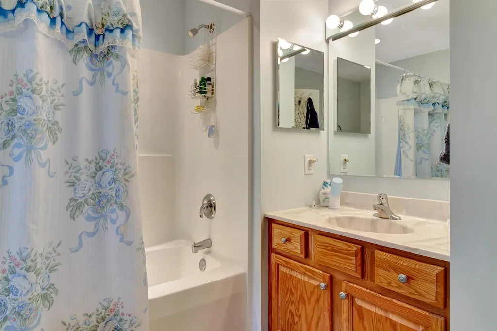 1229 Sheldon Hill Road Wardsboro VT 05355