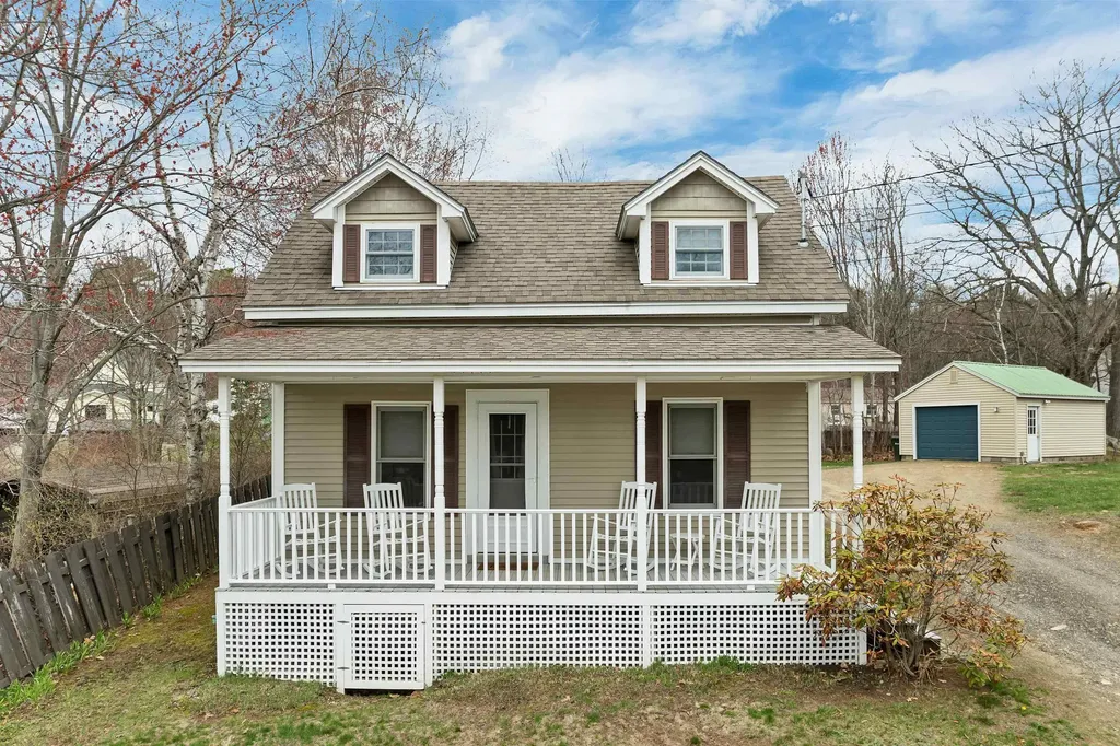 256 Pine Street Laconia NH 03246