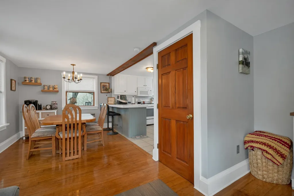 256 Pine Street Laconia NH 03246