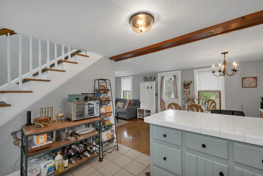 256 Pine Street Laconia NH 03246