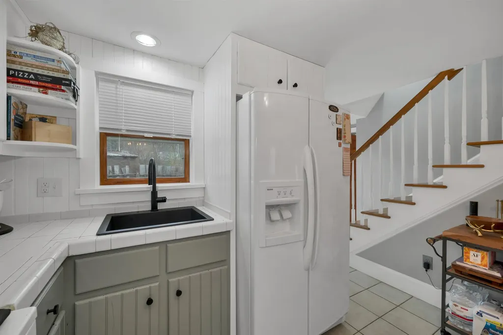 256 Pine Street Laconia NH 03246