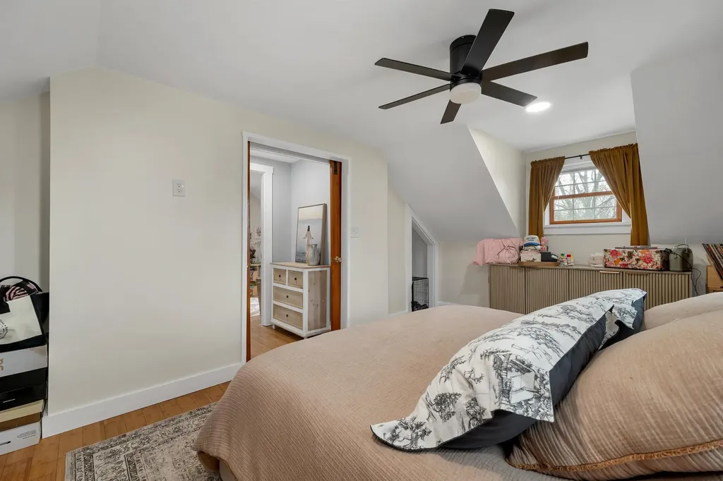 256 Pine Street Laconia NH 03246
