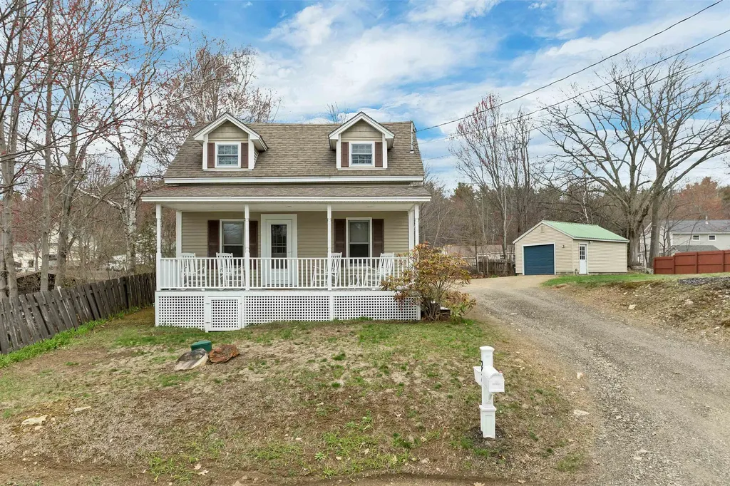 256 Pine Street Laconia NH 03246