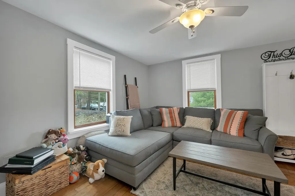 256 Pine Street Laconia NH 03246