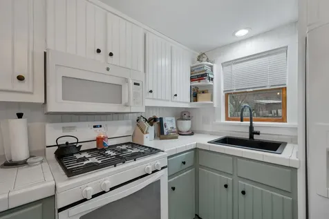 256 Pine Street Laconia NH 03246