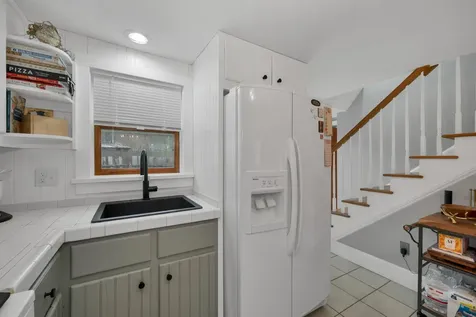 256 Pine Street Laconia NH 03246