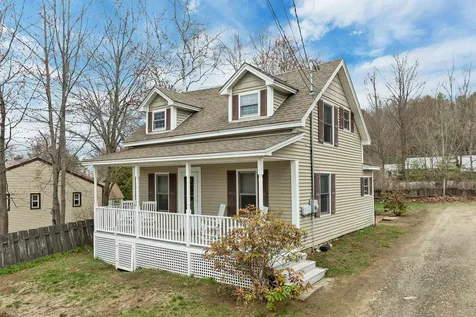 256 Pine Street Laconia NH 03246
