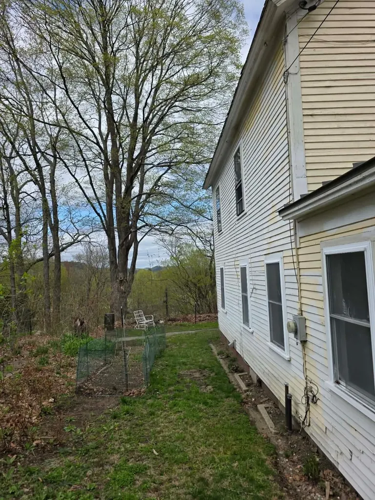 134 Washington Street Brattleboro VT 05301