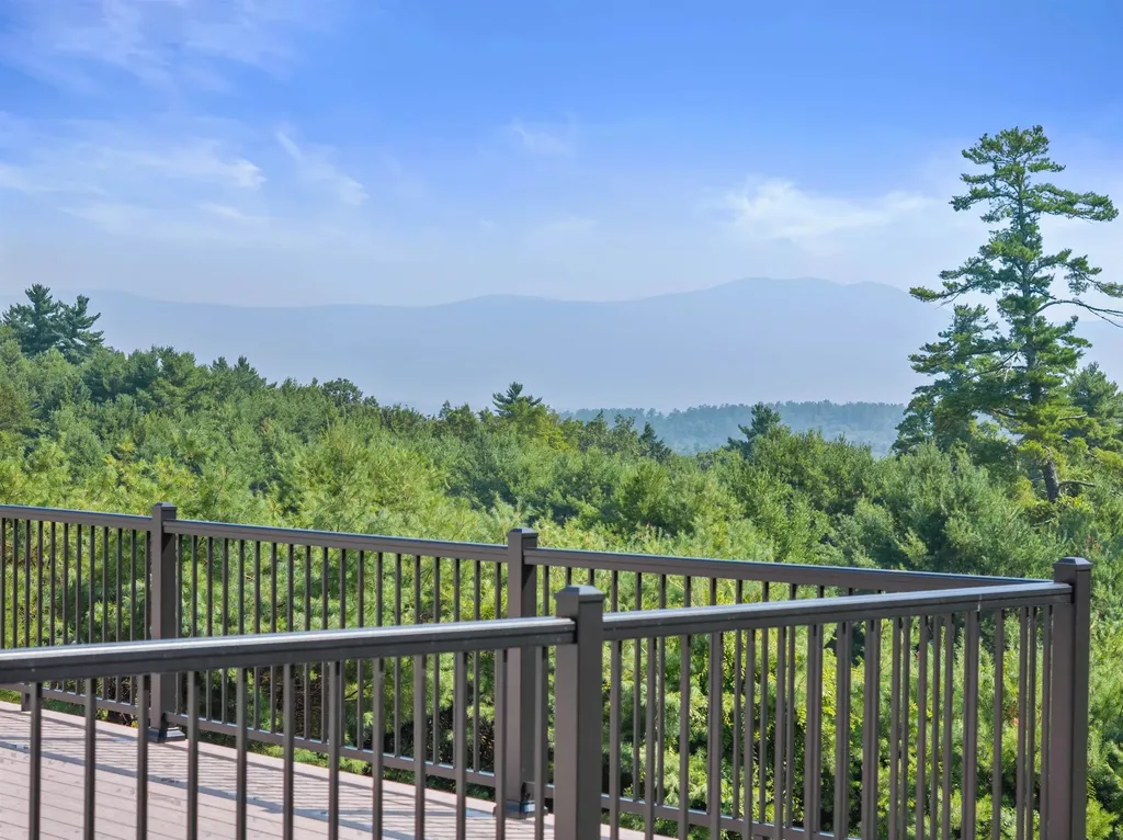 42 High Ridge Road Moultonborough NH 03254