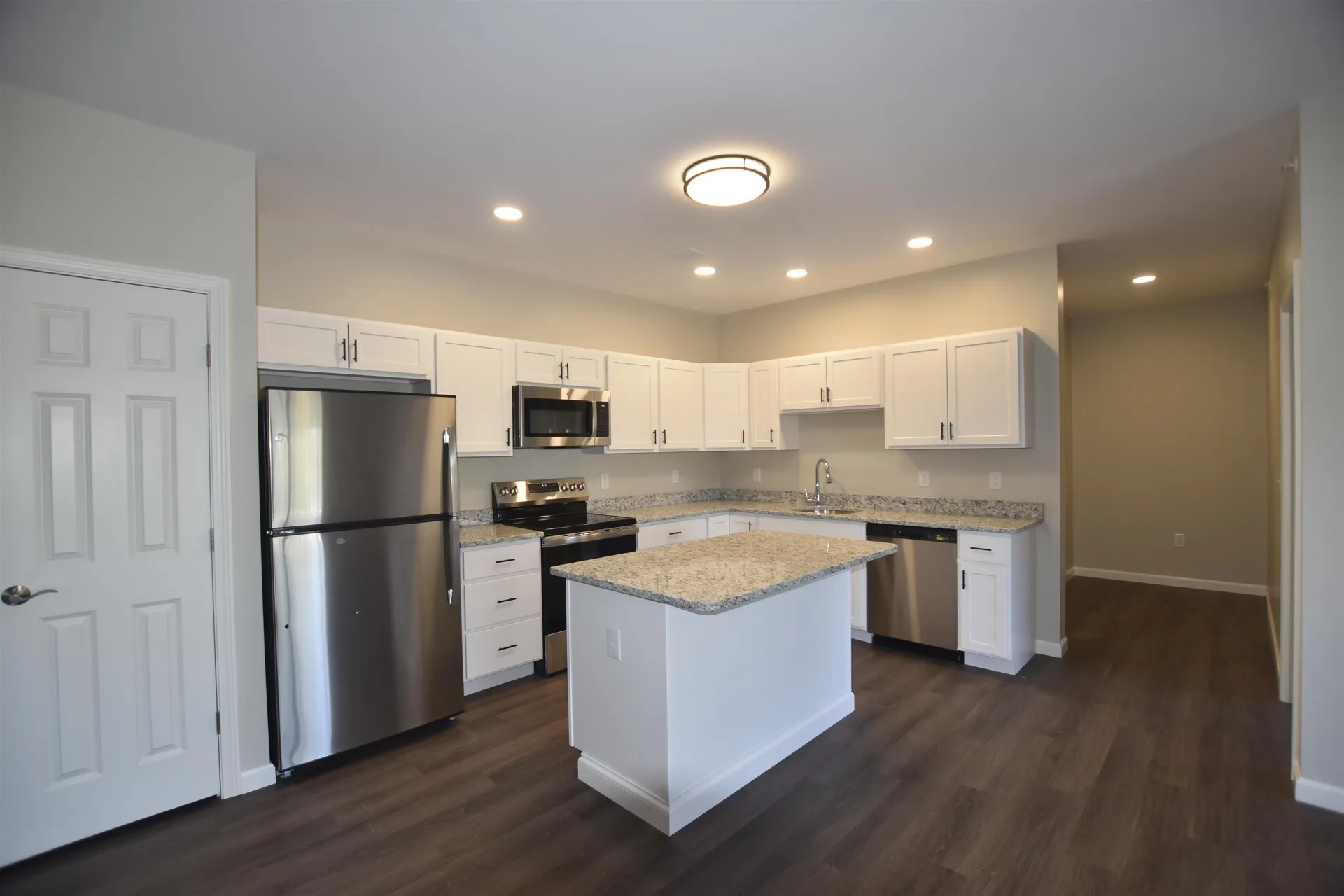 217 Rockingham Road Londonderry NH 03053