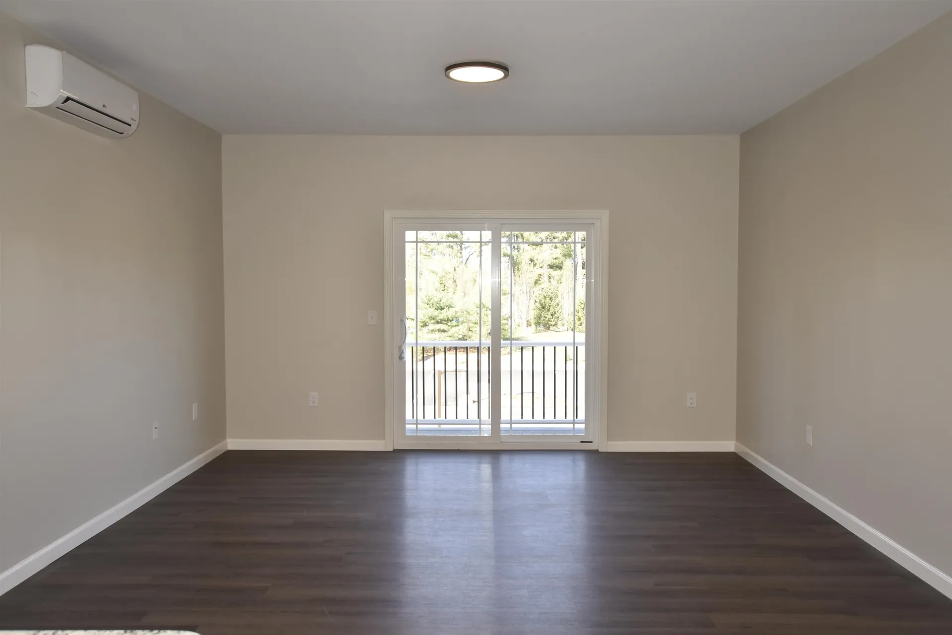 217 Rockingham Road Londonderry NH 03053