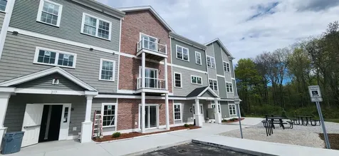 217 Rockingham Road Londonderry NH 03053