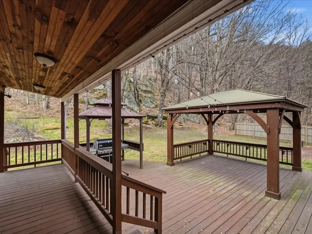 44 Drake Woods Road Bristol VT 05443