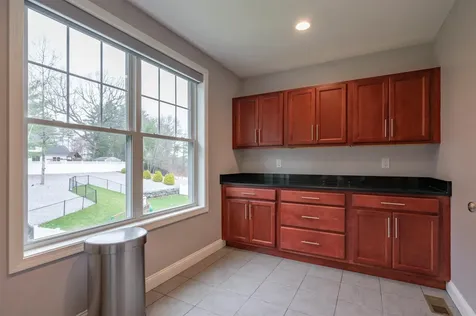 15 Schwinn Drive Nashua NH 03062