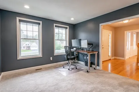 15 Schwinn Drive Nashua NH 03062