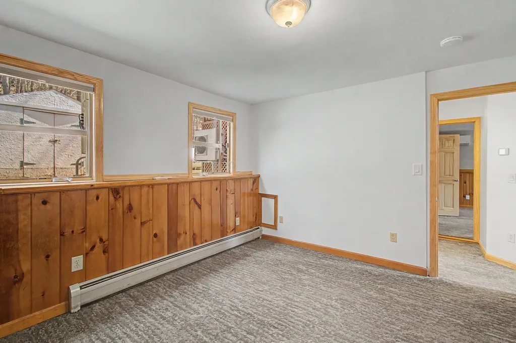 541 Sand Road Colchester VT 05446