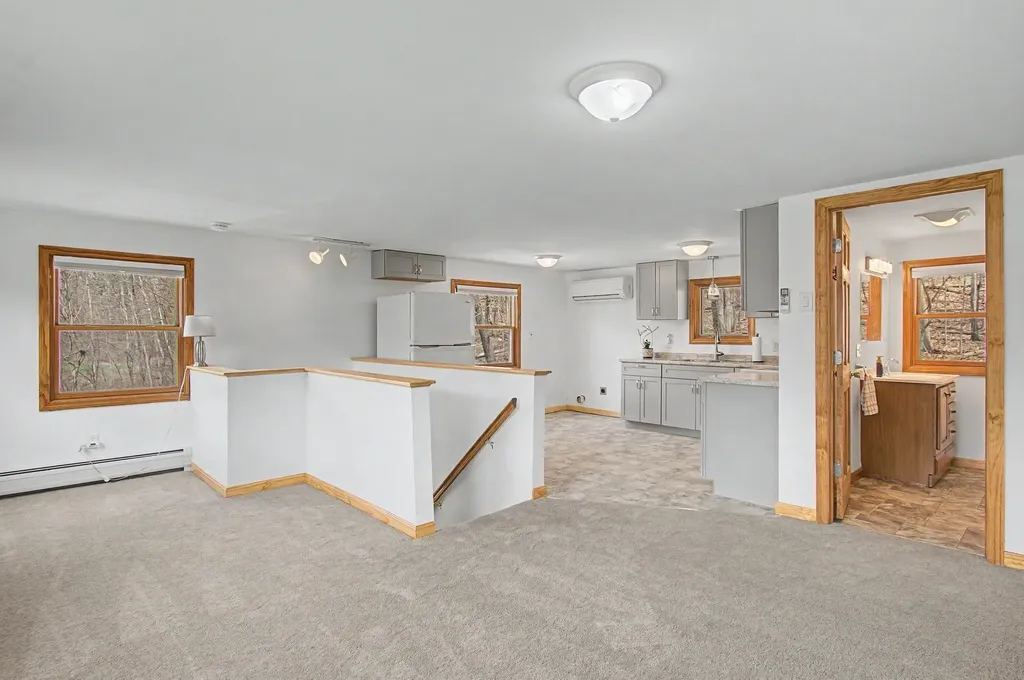 541 Sand Road Colchester VT 05446