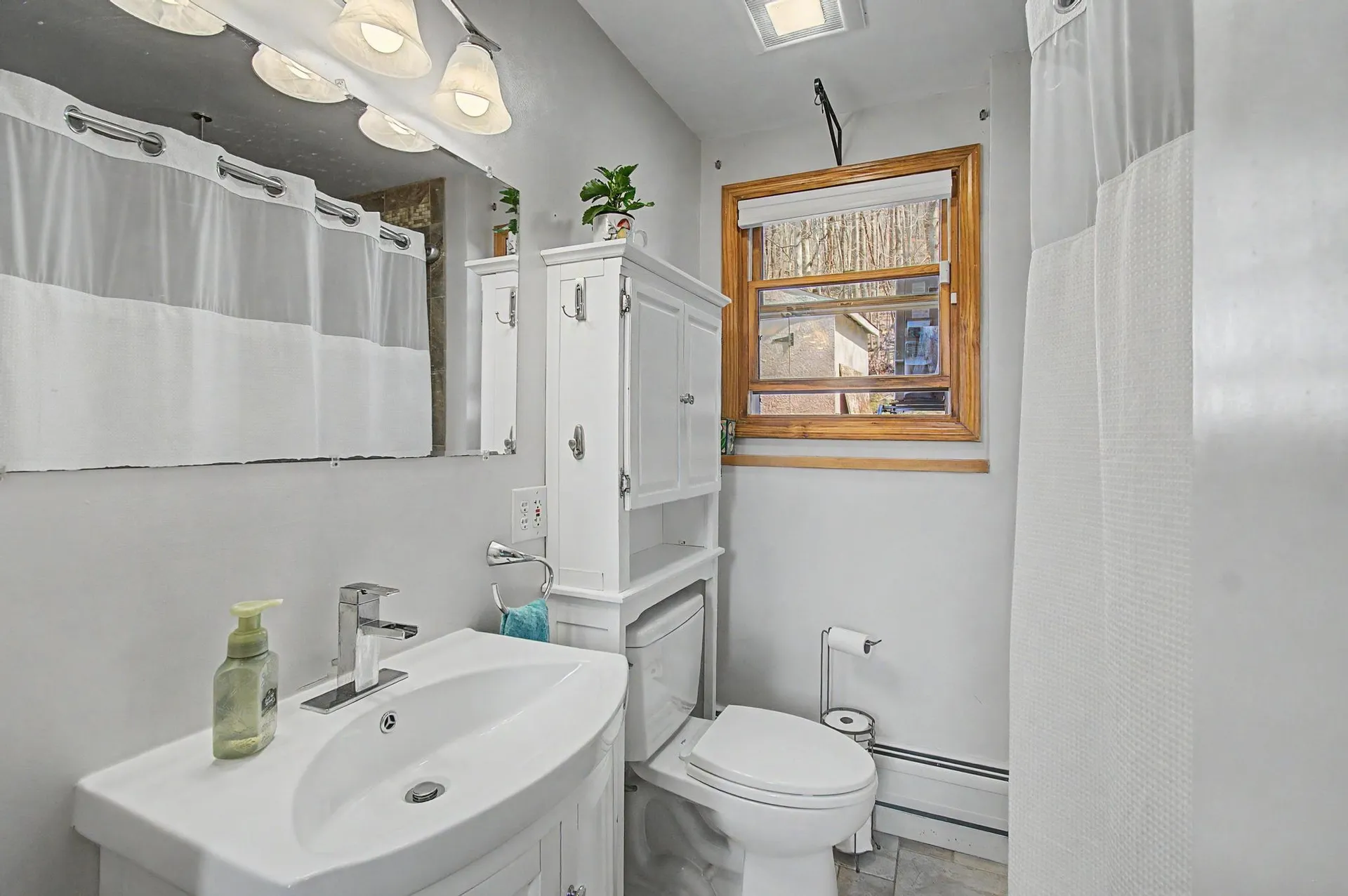 541 Sand Road Colchester VT 05446