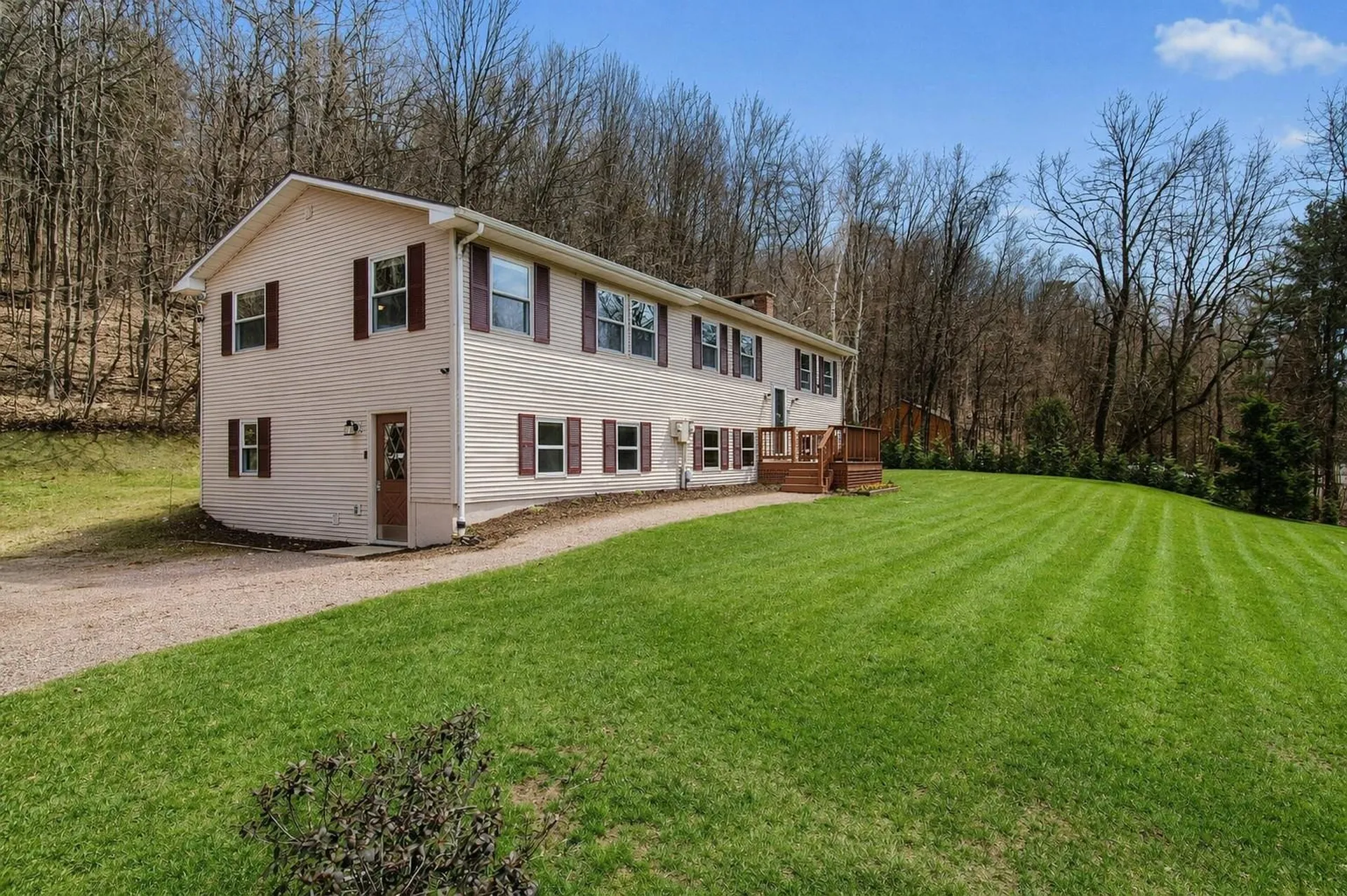 541 Sand Road Colchester VT 05446