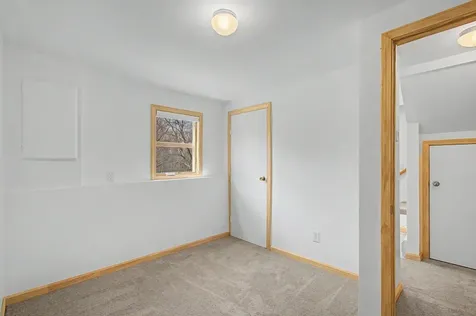541 Sand Road Colchester VT 05446