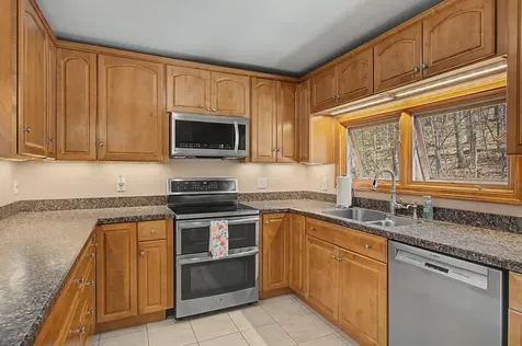 541 Sand Road Colchester VT 05446