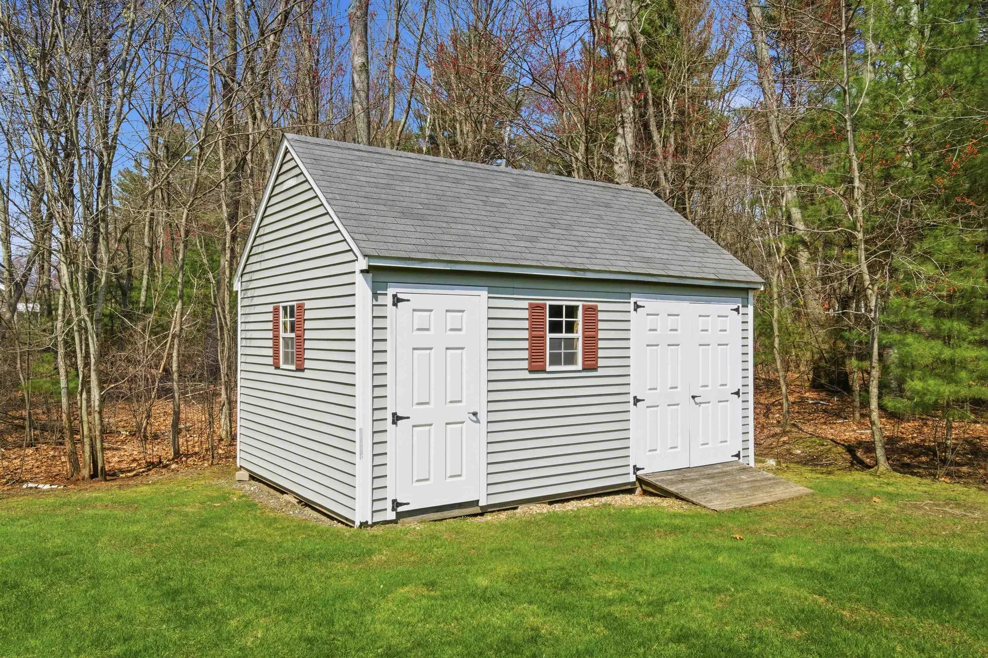 26 Flintlock Road Salem NH 03079