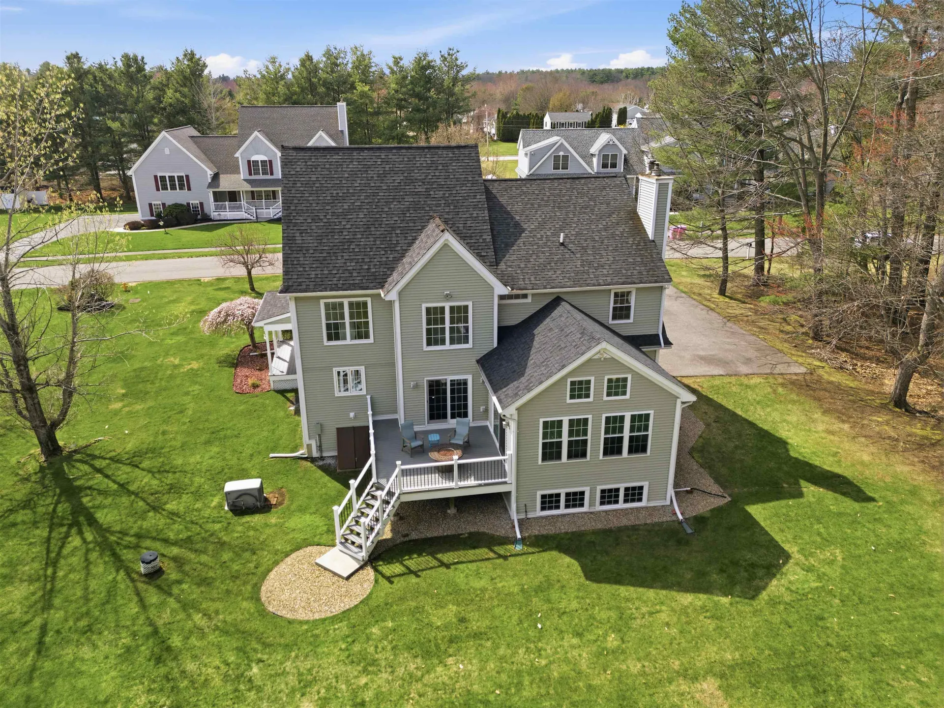 26 Flintlock Road Salem NH 03079