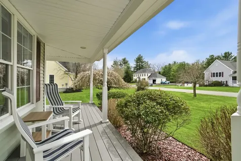 26 Flintlock Road Salem NH 03079