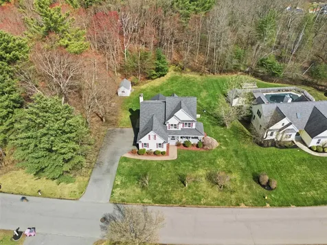26 Flintlock Road Salem NH 03079