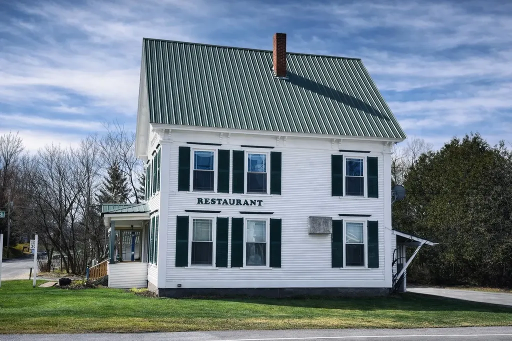 14 Glover Road Barton VT 05822