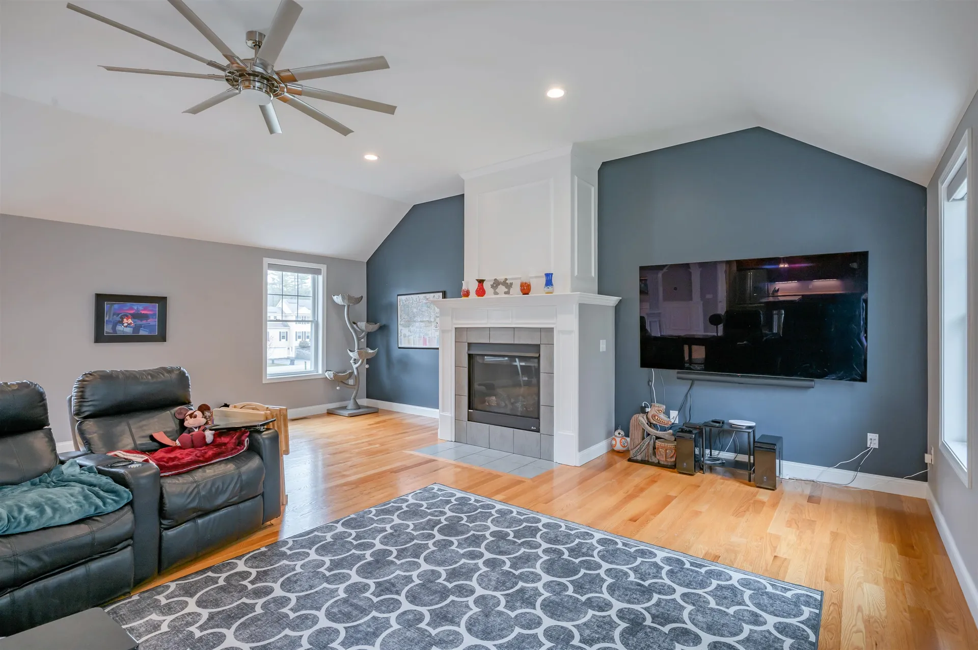 15 Schwinn Drive Nashua NH 03062