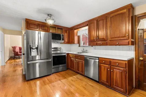 6 Sirod Road Windham NH 03087