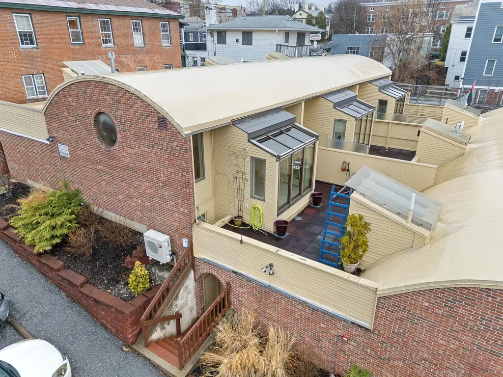 265 Pearl Street Burlington VT 05401