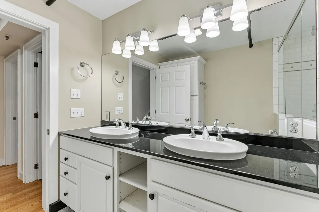 265 Pearl Street Burlington VT 05401